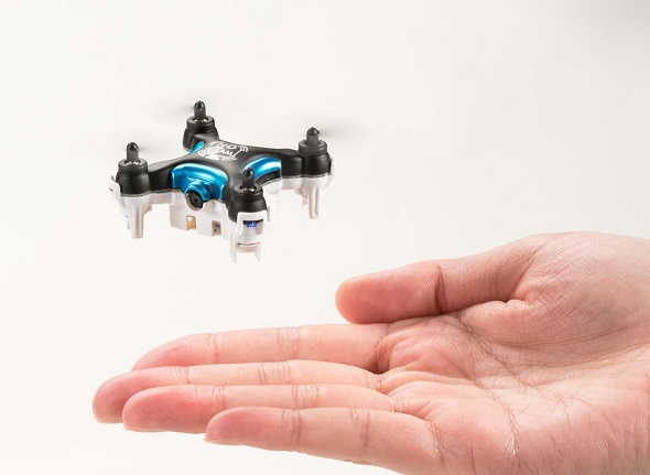 小型ドローン