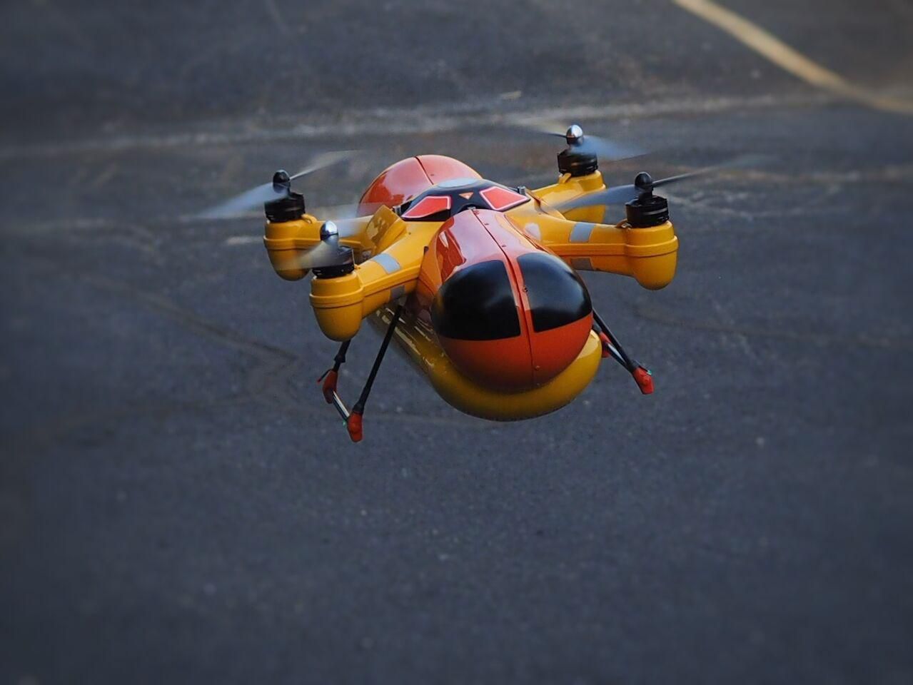 ウインナードローン